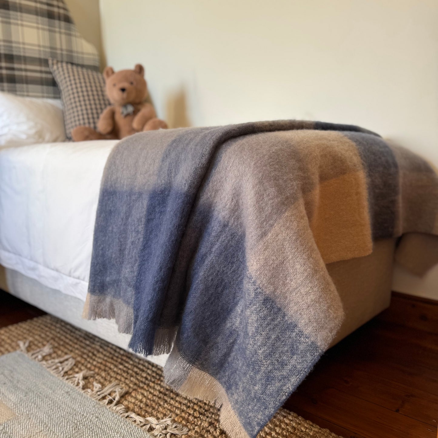 Roggeveld Karoo Mohair Blanket - Travel