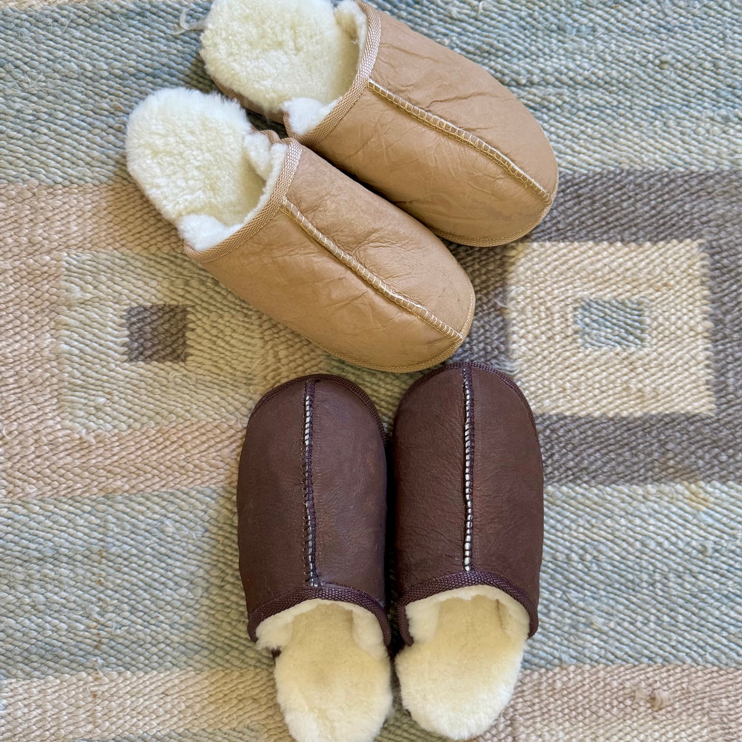 100% Wool Slip-on Pantoffels