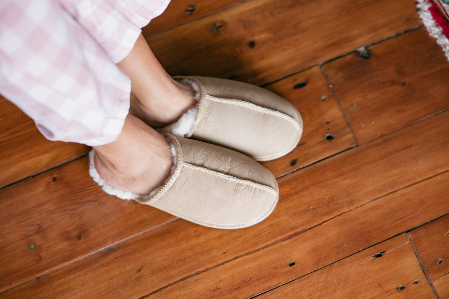 100% Wool Slip-on Pantoffels
